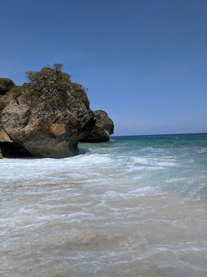 We hiked for 20 minutes to get to this beach and it was worth it #LifeAtExpedia