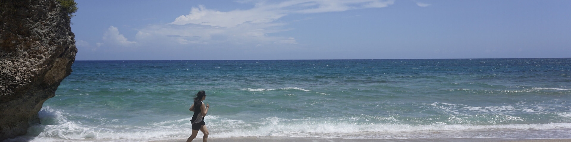 A 20 minute hike over rugged terrain leads you to this isolated pristine beach peppered with huge boulders. Enjoy the 1 mile long shoreline by jogging barefoot
#LifeAtExpedia