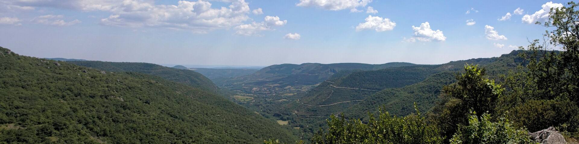 English: Valley of Abeil.