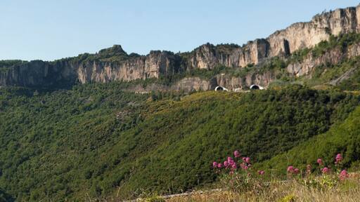 The cliffs of the Pas de l'escalette mark the southern limit of the Larzac plateau. View from the belvédère of Pégairolles-de-l'Escalette.