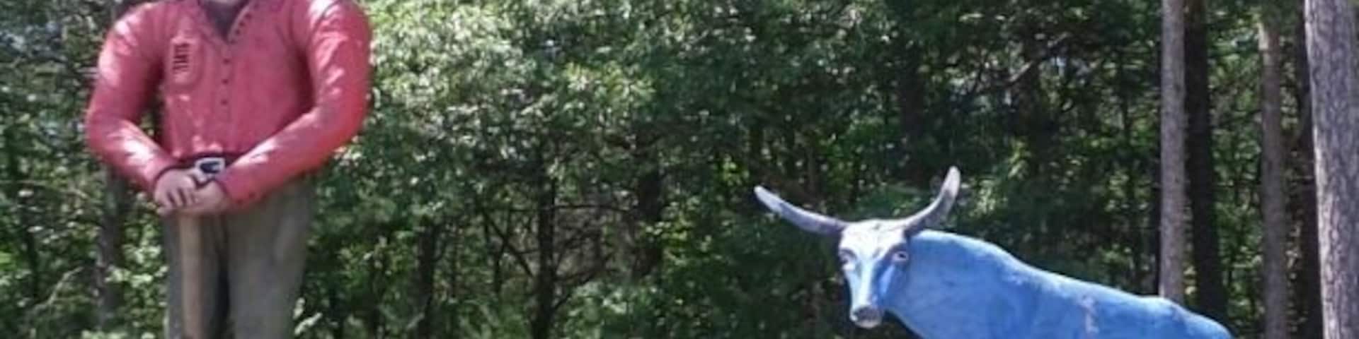 Giant Paul Bunyan and Babe the Blue Ox.