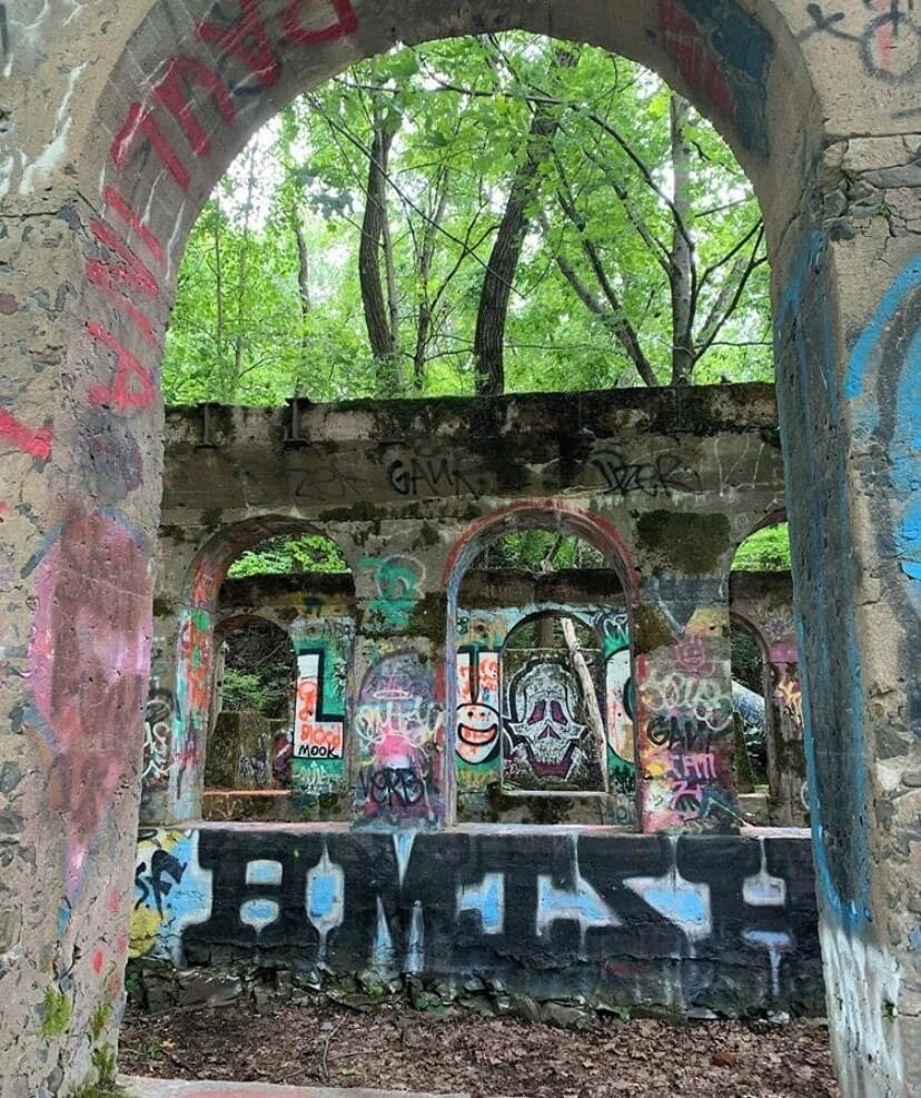 Very cool old arches with graffiti— the old compressor house. There are supposedly mines/tunnels nearby too. Follow the trail map to get to the sights, but beware of mosquitoes!