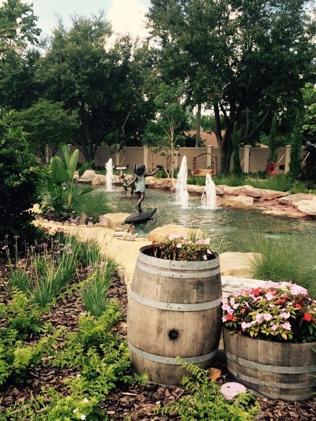 Trader Joes in the Dr Phillips area puts a lot of effort into making it beautiful. 