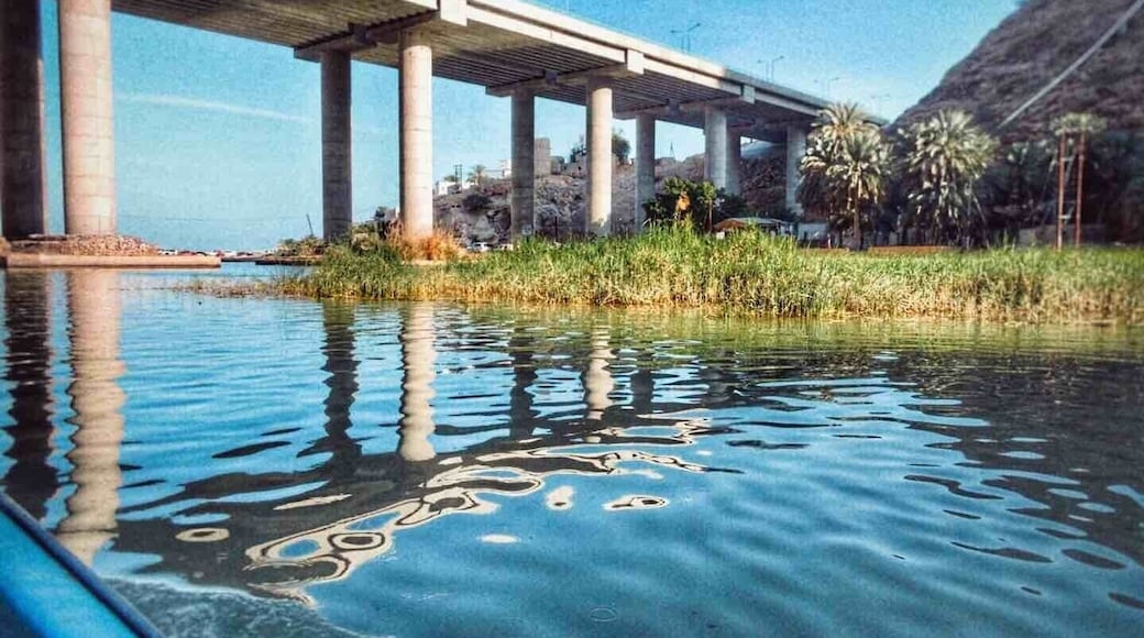 The entrance at wadi Shab...stunning natural resort