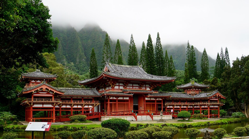 The Byodo-In Temple, Oahu, Hawaii, USA (Sep 2016).