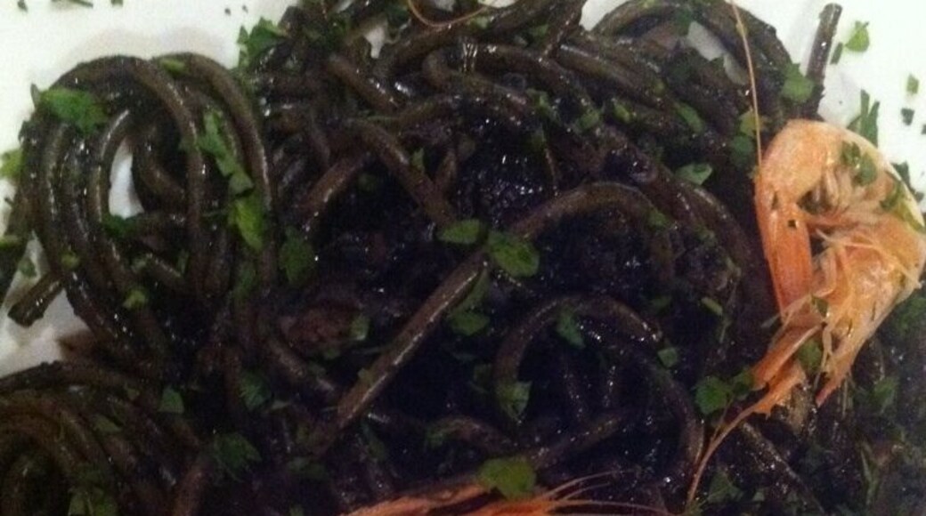 Spaghetti al nero di seppia
