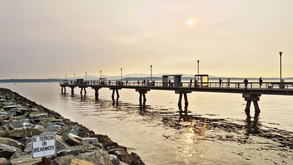 Near sunset over the fishing pier in Edmonds