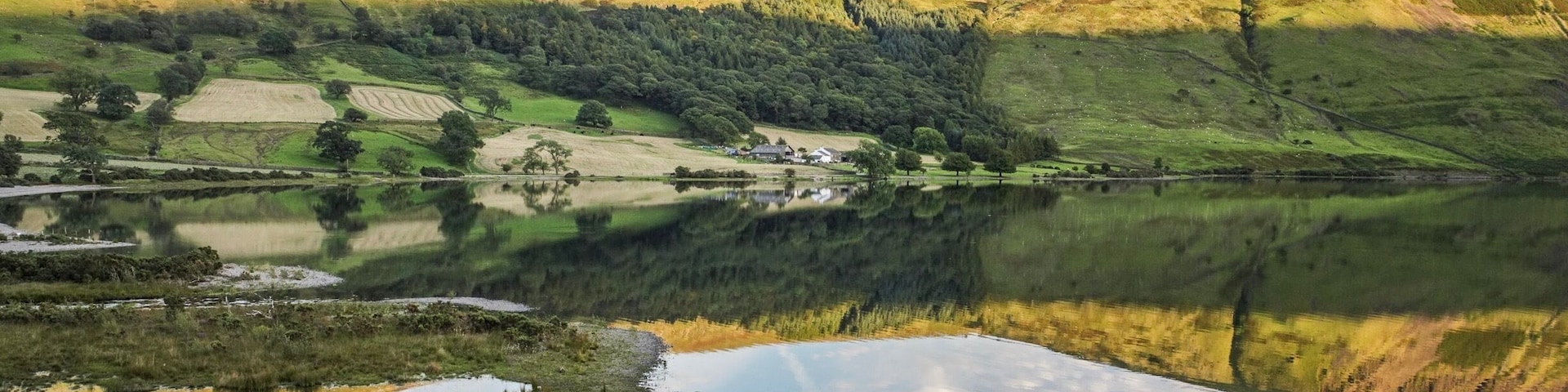 A very rare opportunity to photograph the lake with this mirror like stillness.
