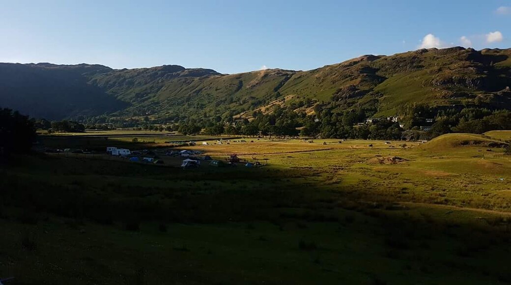Another beautiful sunset over #baysbrownfarm #campsite #sunset #mountains #camping #chaplestile #ambleside #greatlangdale #lakedistrict #uk