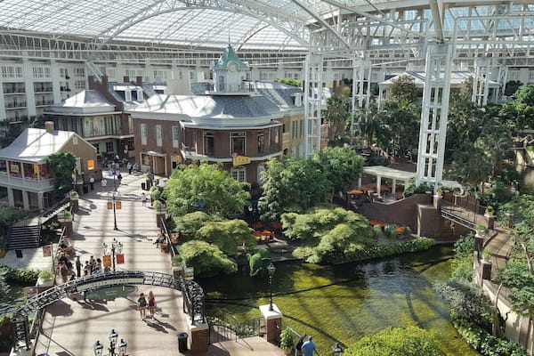 I don't generally go for resorts but this place blew my mind! Three completely different environments under one roof. This one has a river that they actually give boat tours on.