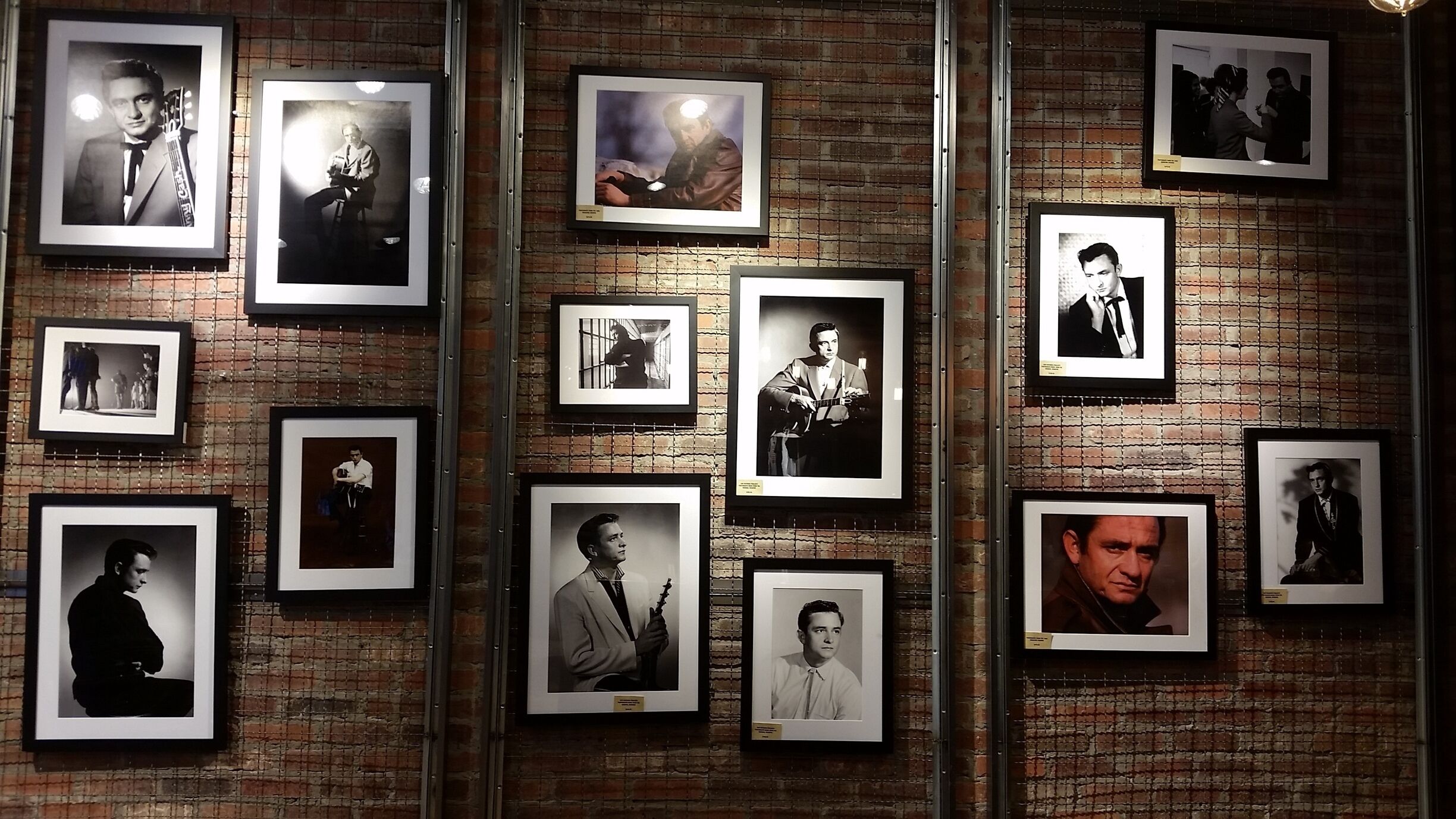 ❤ Johnny Cash 
Downtown Nashville