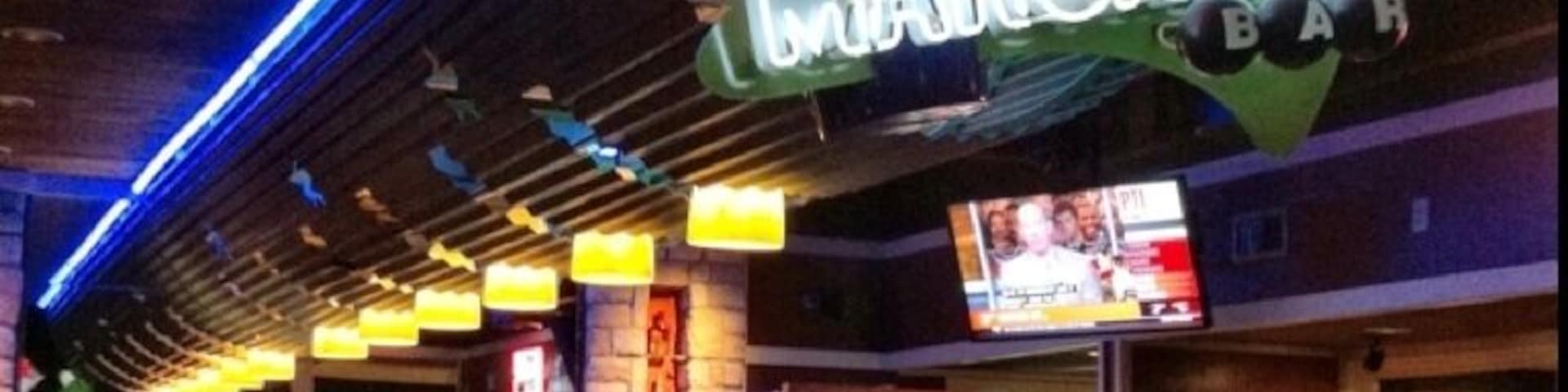 Bottomless Chips & Salsa and great drinks!