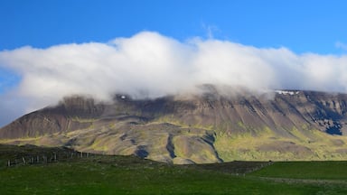 Icelandic landscape - mountains in clouds