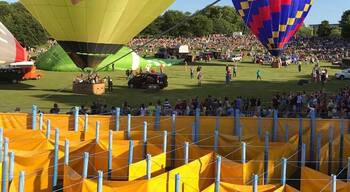 The best view of the Hot Air Balloon Festival is from the tower of the Labyrinth in the Freizeitpark Rheinaue
#Patterns