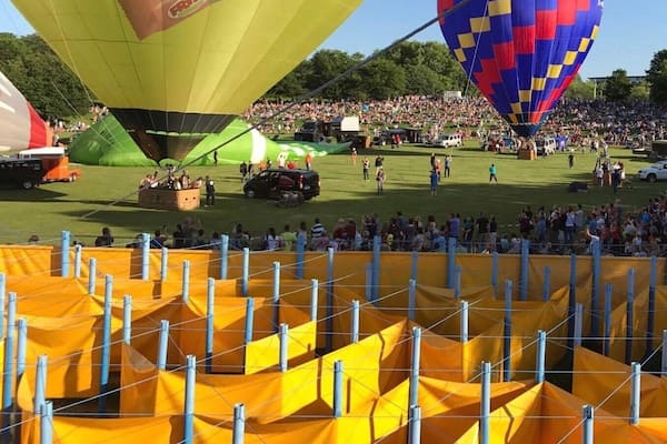 The best view of the Hot Air Balloon Festival is from the tower of the Labyrinth in the Freizeitpark Rheinaue
#Patterns