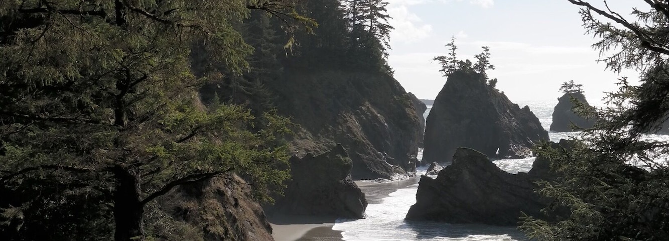 Hiked straight downhill for 20 minutes and an hour back uphill for this seriously out of shape person....so very worth this delicious view that is truly secret....missed the turn twice