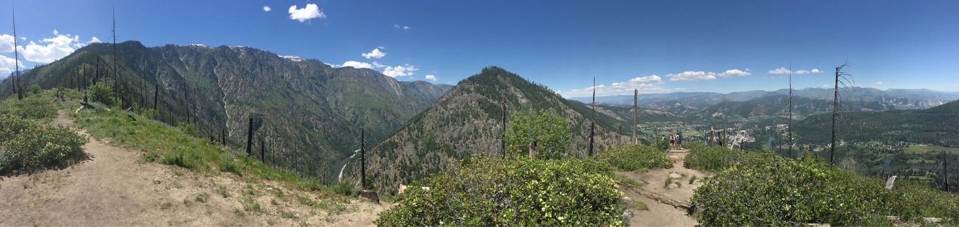 Near 360 view atop Icicle Ridge. #LifeAtExpedia