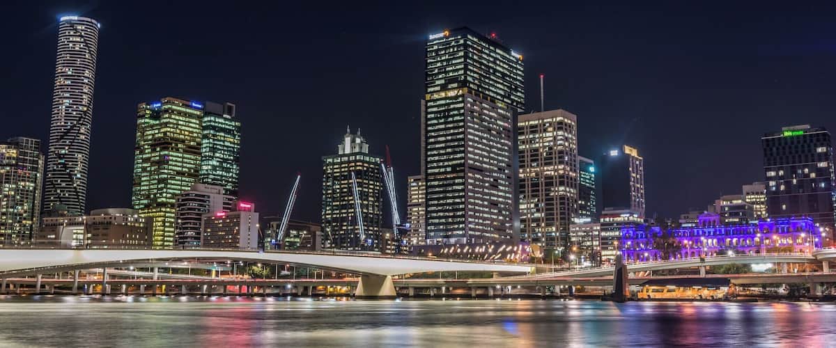 The amazing cityscape of Brisbane during the night time. It's absolutely relaxing to sit on a the grass ground in the South Bank Parklands looking at this cool view of the city. This place is always busy with photographers during the evening and night time.