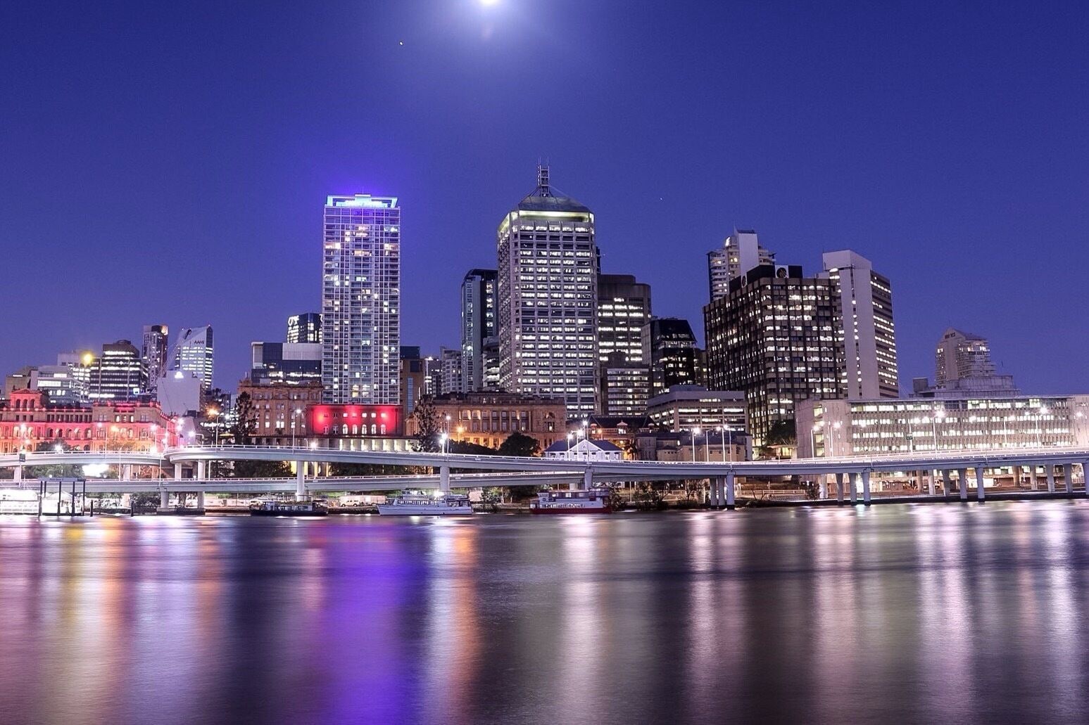 Early evening in my home city Brisvegas.