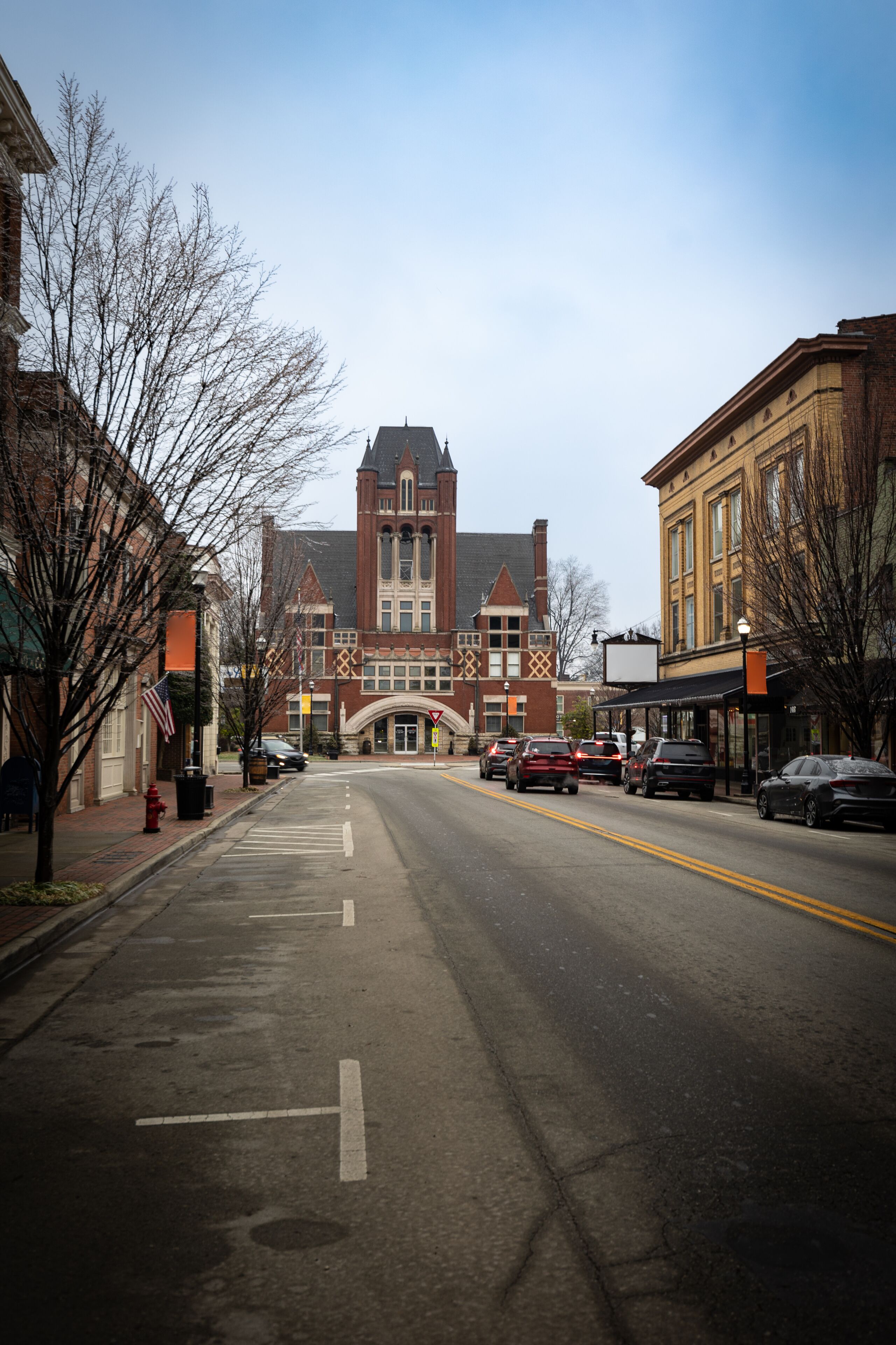 Old Nelson count courthouse in Bardstown, Kentucky as seen from the Main Street of the town