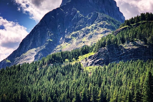 Grinnell Point from Lake Josephine at Glacier National Park. The entire park is filled with beautiful views just like this. Coming here is a new #Adventure every time!