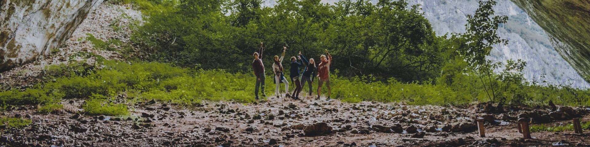 we explored some places in Montenegro who were not explored before by many people. The cave for example, We hike from the parking spot to here but there was no path and it was all filled with new plants. Amazing experiences!
'This was shot with a small gorilla tripod'
Hint Hint Hint #BvSExplore
#montenegro #exploring