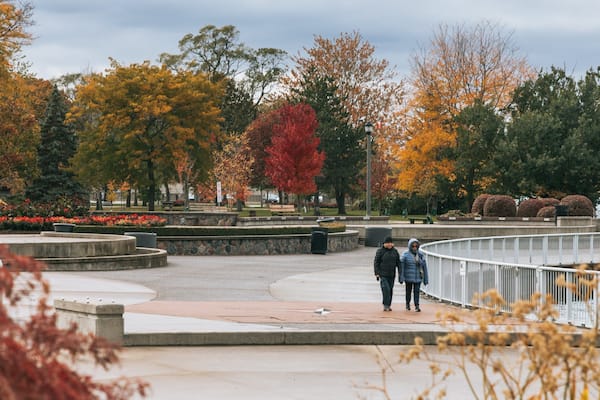 Reaume Park and Coventry Gardens Walking Trails Trailhead featuring street scenes, fall colors and a park
