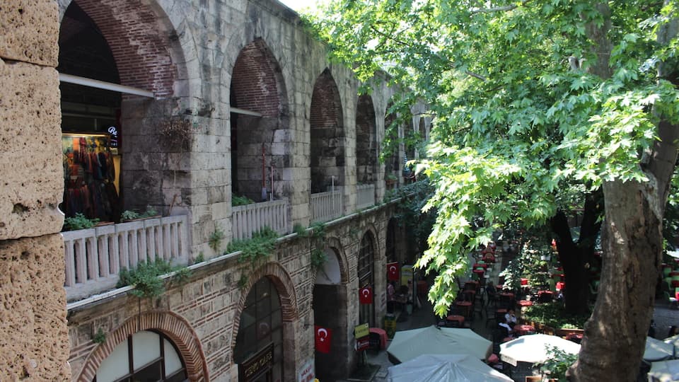Mount Shasta an elevation of 14,179 feet