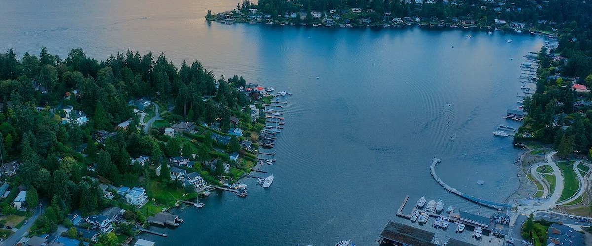 Meydenbauer Bay Park in Bellevue Washington
