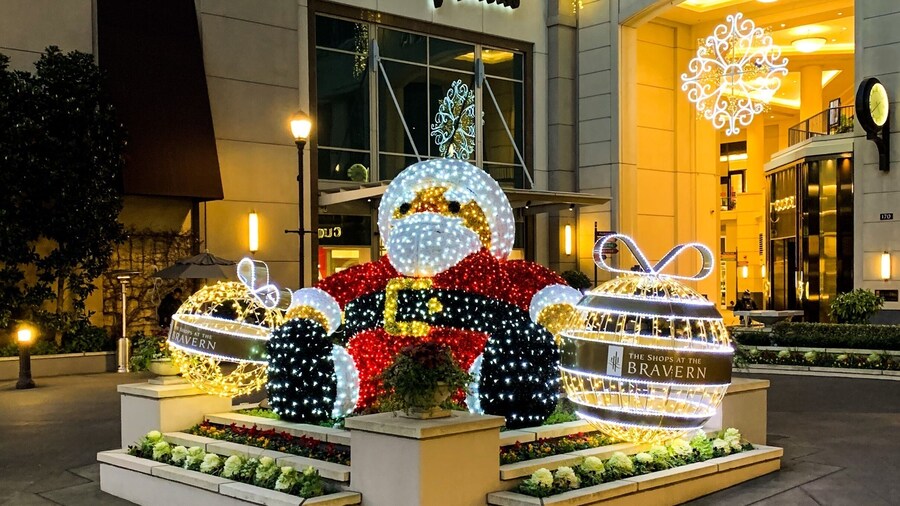 A jolly Santa display welcomes you to the Bravern.