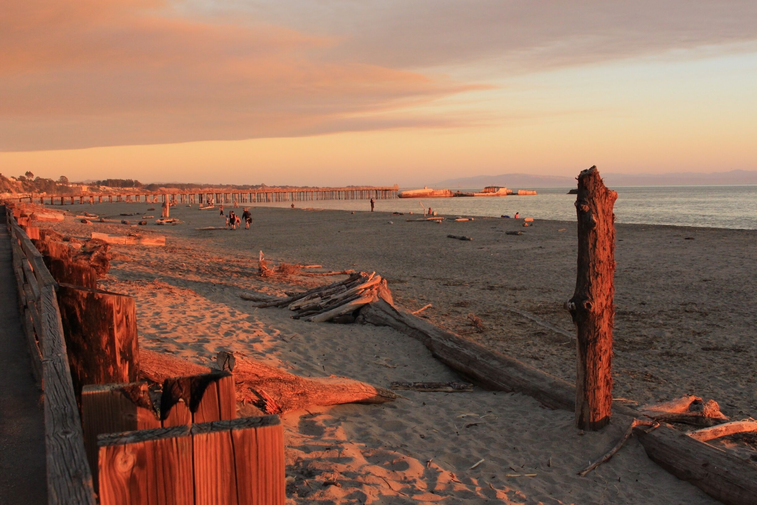 Wonderful place to camp along the beach. It's hard to get reservations, but worth it once you get a spot. Enjoy!