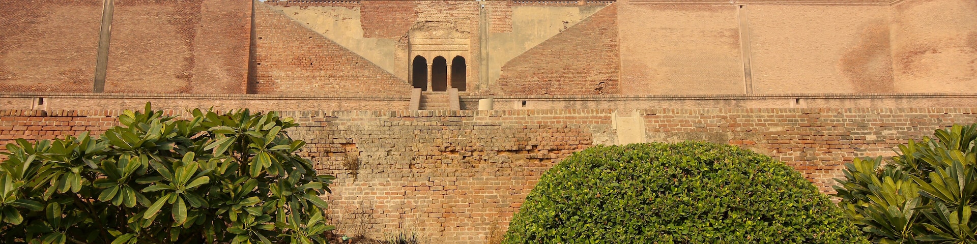 garden at bathinda fort