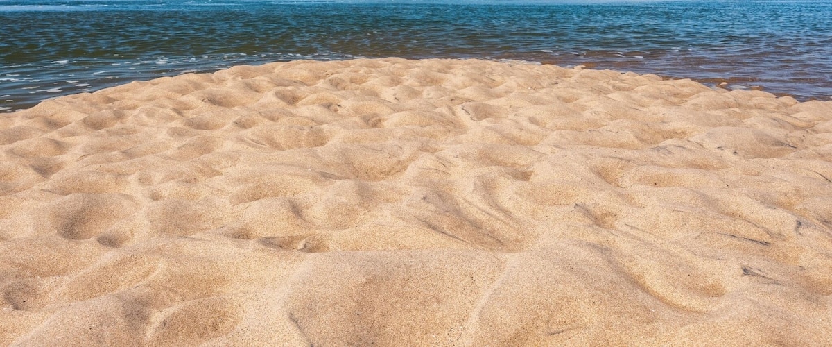 High tide, golden sand ,hardly a breeze and only saw 1 person in 3 hours. #beachTips #Walneyisland