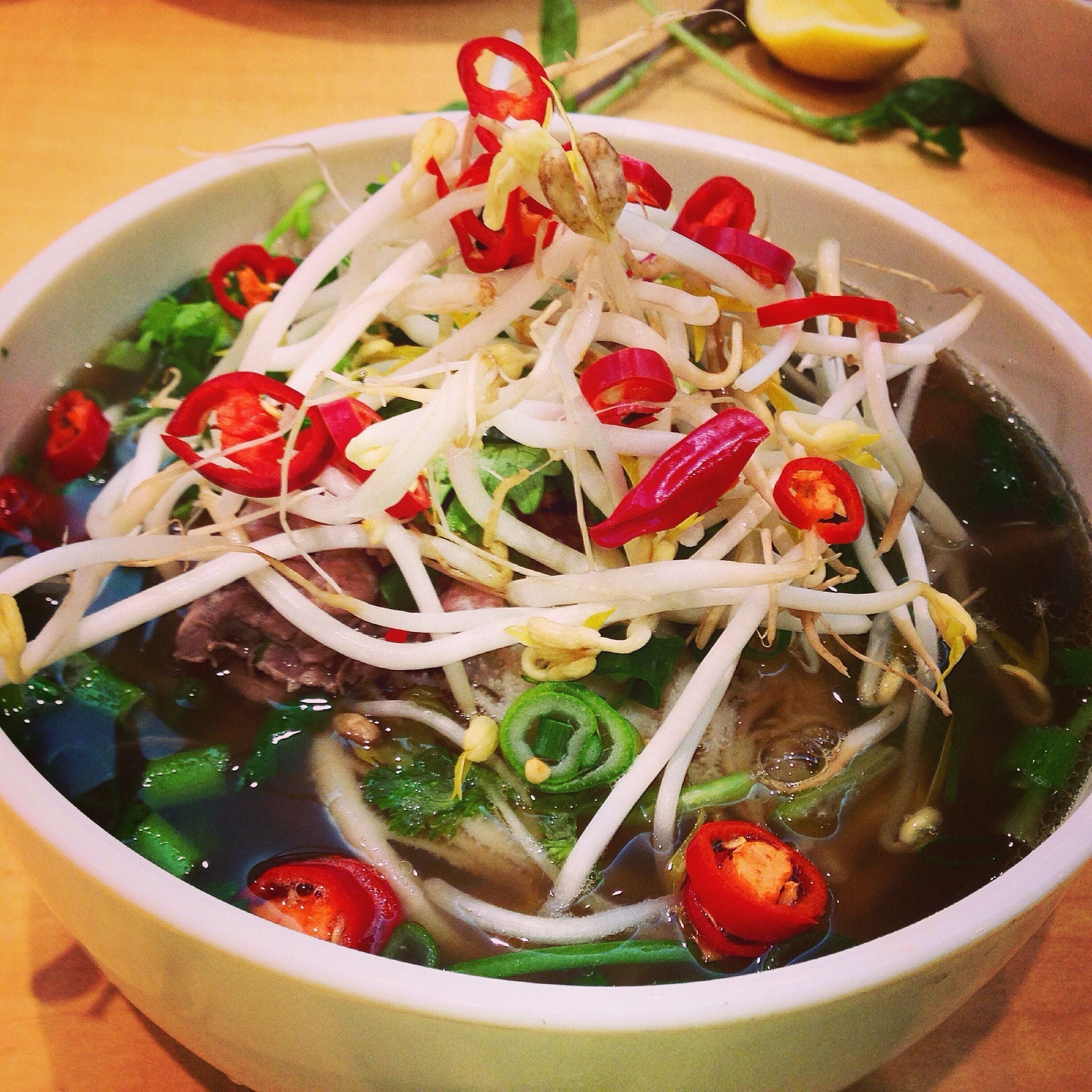 An Restaurant is Located in Bankstown. It specialises in Noodle Bar & Vietnamese Cuisines. This one is Combination pho noodles soup with extra Chilly 🍜