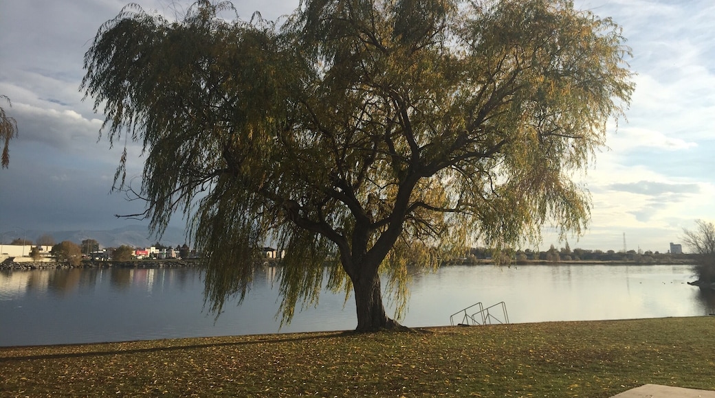 Nice view of the South Hills and the Snake River. Sometimes the water is smooth as glass...