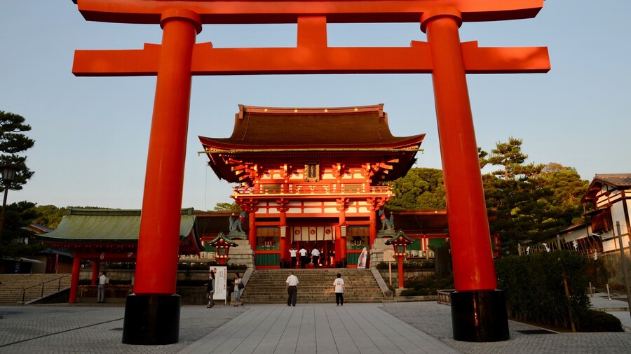 Sirkuit Ziarah Fushimi-Inari-Taisha