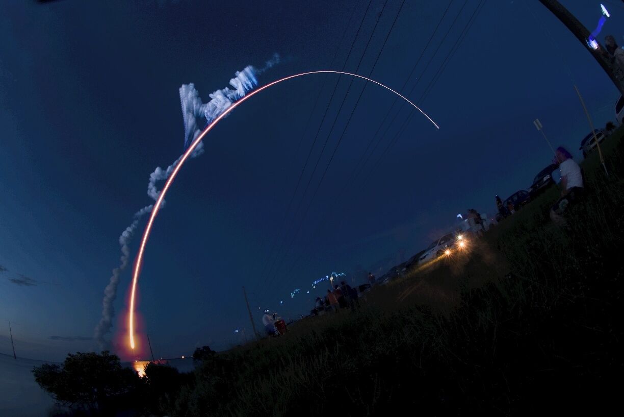Closest viewing for Delta 4 Rocket Launches off Pad 37B at the Kennedy Space Center is from Port Canaveral on Route 401. Distance is 8.6 miles across the Banana River. View is perfect, Sound to. 

Picture taken during Launch of a Delta 4 Rocket on August 7, 2013.

#desktop