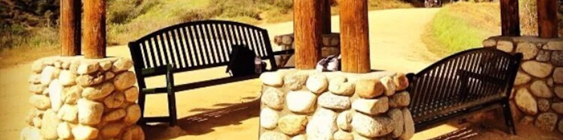 Nice rest stop on my hike up north Claremont...