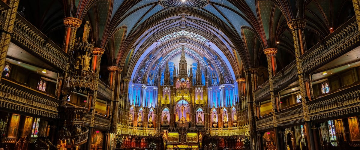 幻想的な大聖堂