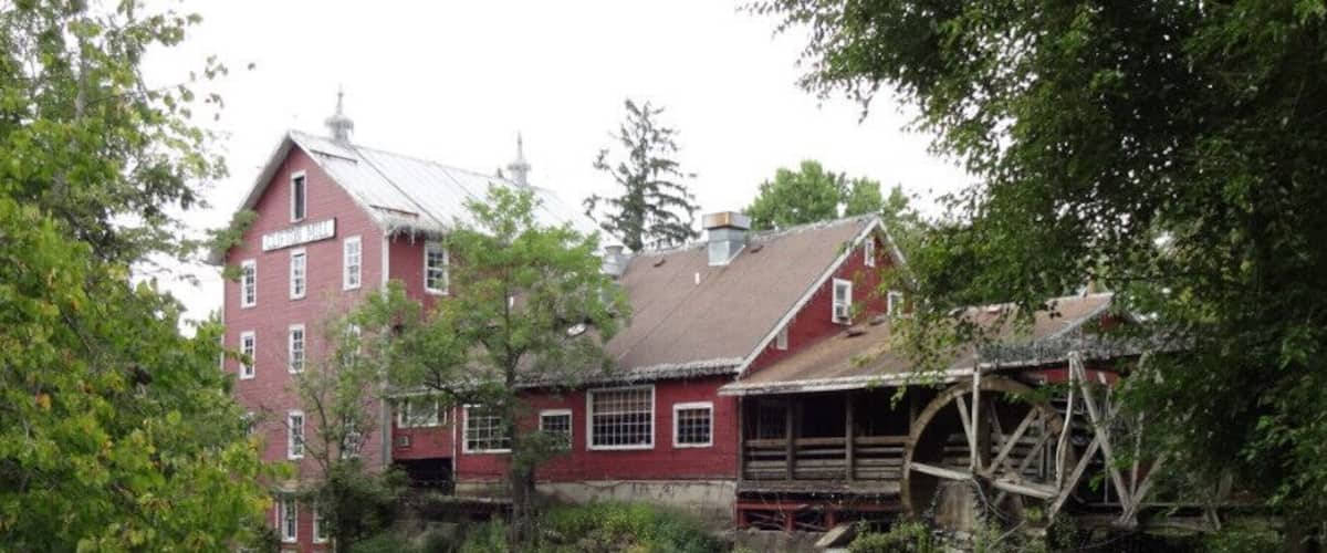 Clifton Mill is one of the largest water powered grist mills still in existence. What's a grist mill? Basically, it turns grains into flour. There's been a mill on this location since the early 1800's. Clifton Mill provided corn meal for federal troops in the War of 1812 from this part of Ohio. Today, the mill also boasts a restaurant and a holiday light display with over 3.5 million lights illuminating the mill, the gorge, the riverbanks, trees and bridges.
#localgem