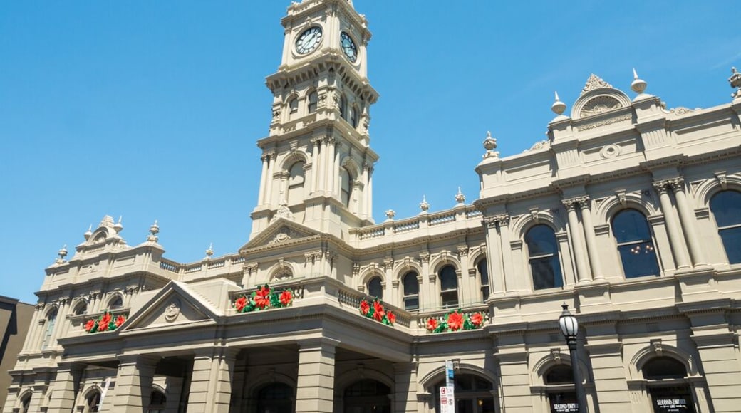 Hawthorn Town Hall was built in the Second Empire style between 1888 and 1890 on Burwood Road in Hawthorn, Melbourne, Australia.; Shutterstock ID 557986201; PO: Hcom Destination Content neighborhoods;