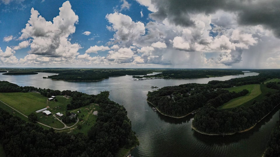 Reflection of dramatic clouds over Barren River lake in Western Kentucky, USA