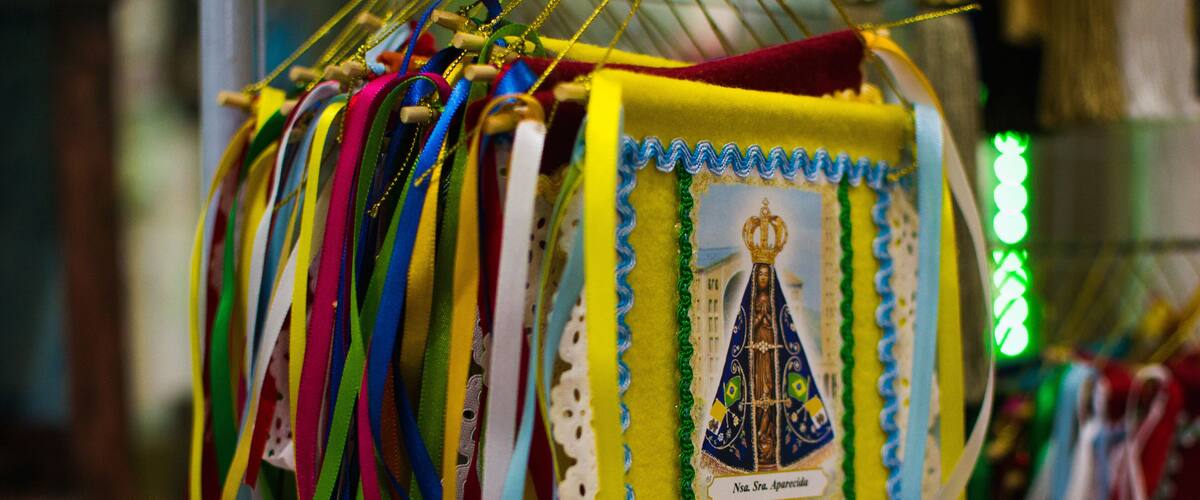Lembrancinhas de Nossa Senhora Aparecida à venda