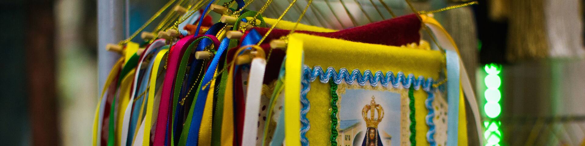 Lembrancinhas de Nossa Senhora Aparecida à venda