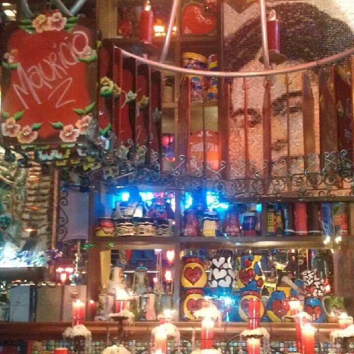 What an interesting dining  experience, a themed restaurant . 3 floors.  Heaven,  purgatory and hell.  