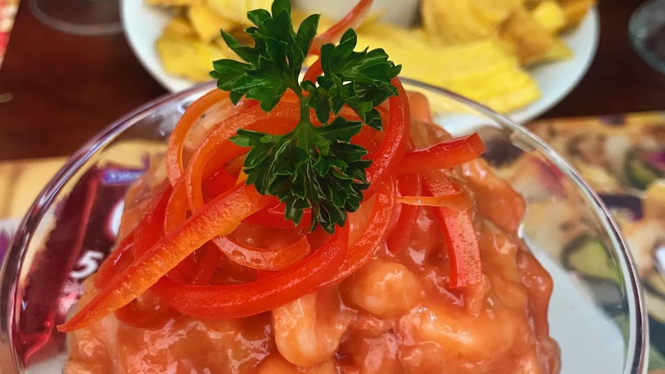 A must go restaurant in Bogotá! Delicious “Ceviche de Camarones” #Trovember #bogota #ceviche #cevichedecamarones #cocteldelmar