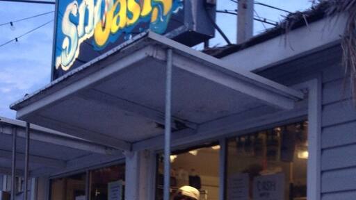 This is a great Snowball place that had shaved ice, great Hawaiian snowballs( with cream) there are regular flavor and premium flavored- I recommend the Vanilla Butter Cream. Also, you can get marshmallow topping( you can have it in the middle).