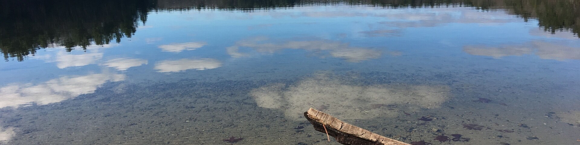 A very nice and peaceful place.  water is like a mirror to the sky
#hiking