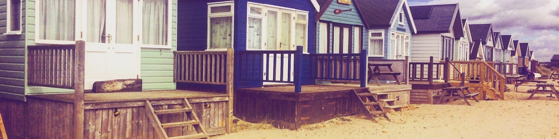 A long walk around Christchurch all the way out to Mudeford and then the ferry back...,perfect.
#green #england #takeahike