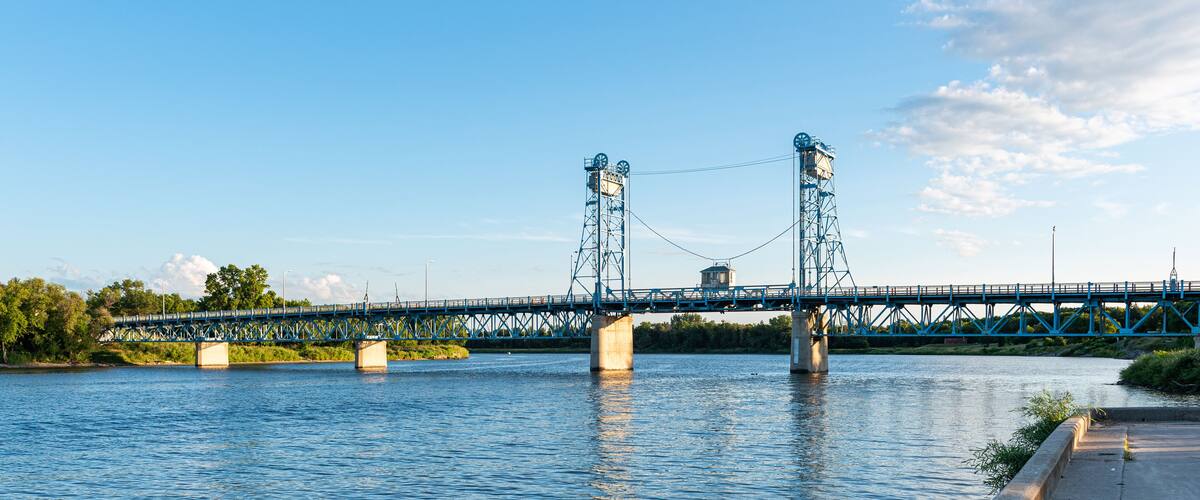 The bridge of Selkirk above the Red River (Selkirk, Manitoba, Canada)